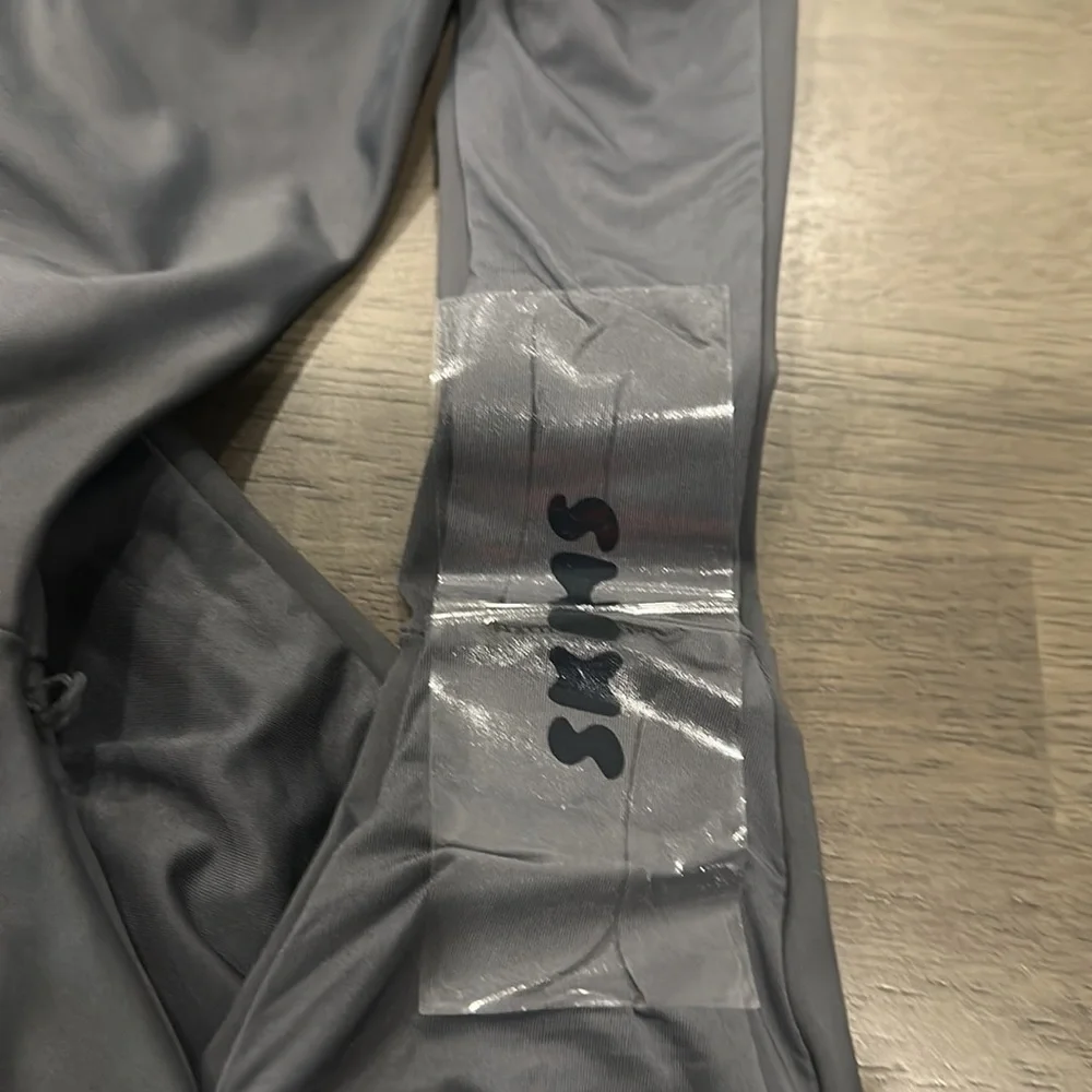 SKIMS SIGNATURE SWIM MID WAIST BOTTOM GUNMETAL SIZE L & 2X